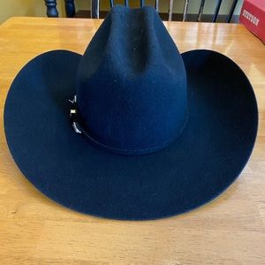 Men’s Resistol hat black felt- like new